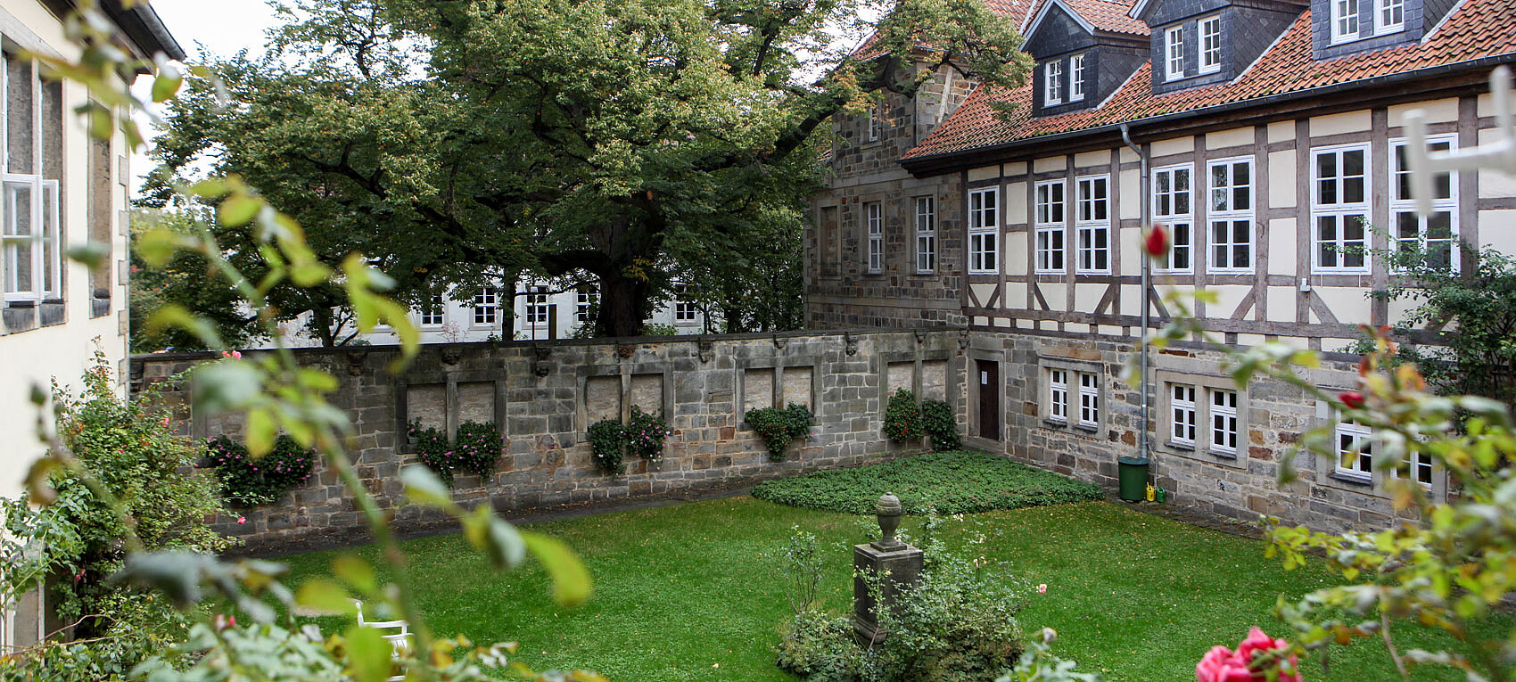 Der Innenhof des Klosters im Sommer. Foto: Katrin Kutter